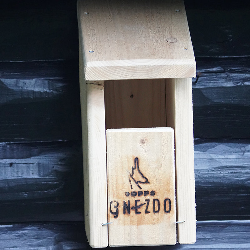 Gnezdilnica "Gnezdo M"